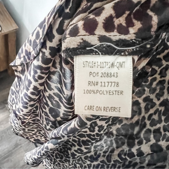 Lovestitch Leopard Print Blouse | Large - Picture 4 of 5